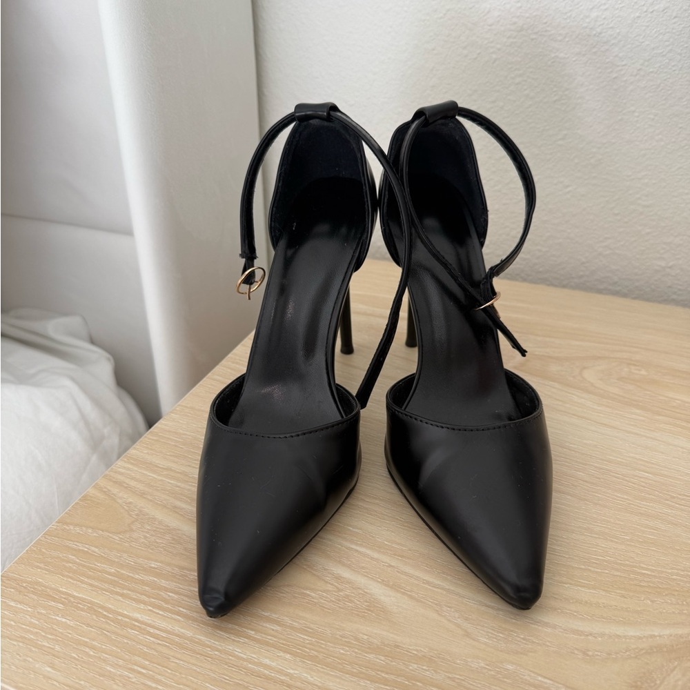 Elegant Black Stiletto Heels